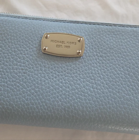 Michael Kors Blue Pebbled Leather Wristlet Wallet - Picture 3 of 6